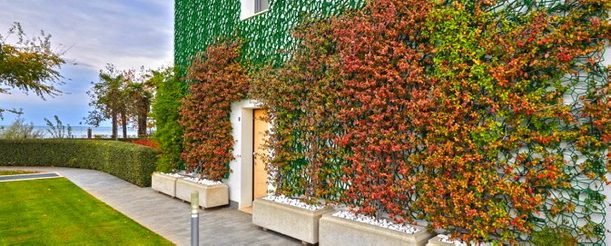 WALL-Y ist resistent gegenüber Umwelteinflüssen, verbessert die Energieeffizienz des Gebäudes und macht es schöner und wohnlicher.