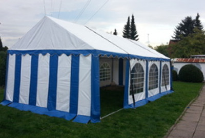 Wir vermieten und verleihen Partyzelte, Festzeltgarnituren bzw. Bierzeltgarnituren 