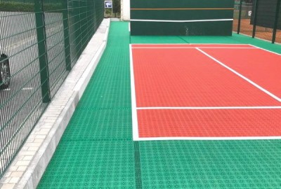 Fertig installiertes U-8 Tennis Kleinspielfeld für den TSV Wallenhorst