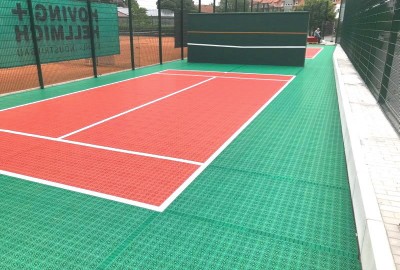 Fertig installiertes U-8 Tennis Kleinspielfeld für den TSV Wallenhorst