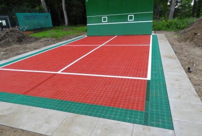 Tenniswand_Allwetterplatz_Bergo-Tennisbelag-