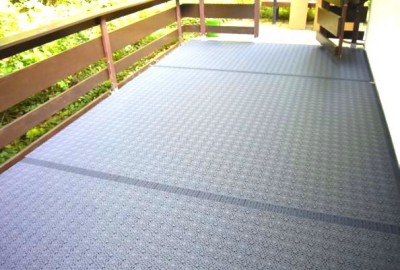 Balkon Bodenbelag Grafithgrau Bodenfliesen wetterfester UV-beständiger PP Kunststoff mit Klick Fliesen System
